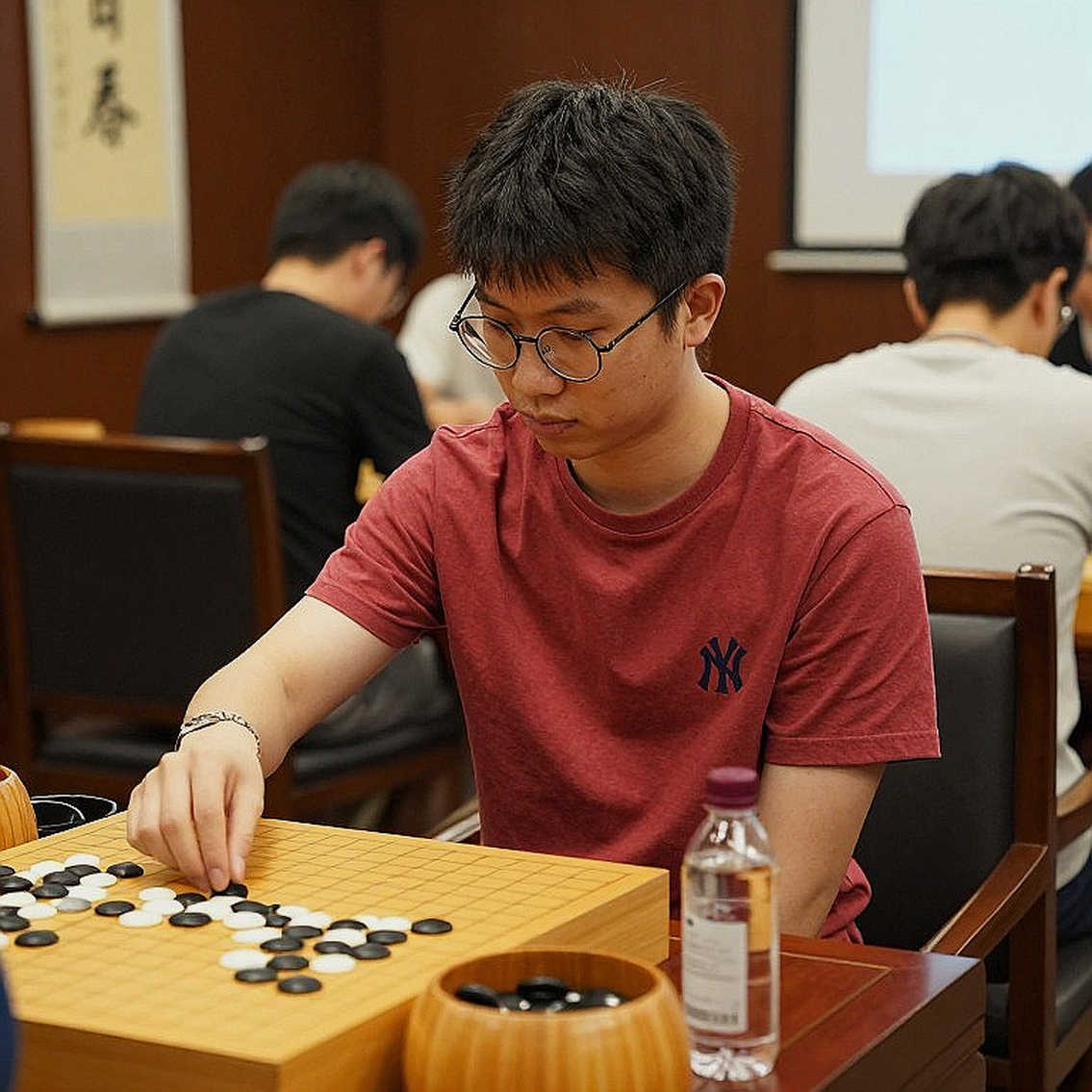 कार्लसन का असली ऐलान: AI नहीं, उनकी अपनी सहनशक्ति है खबर